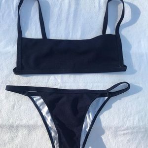 Brand new never worn trendy bathing suit!